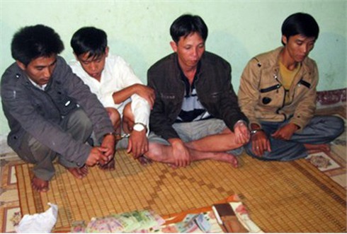 Quảng Ngãi: Xử lý 276 con bạc chơi lô đề