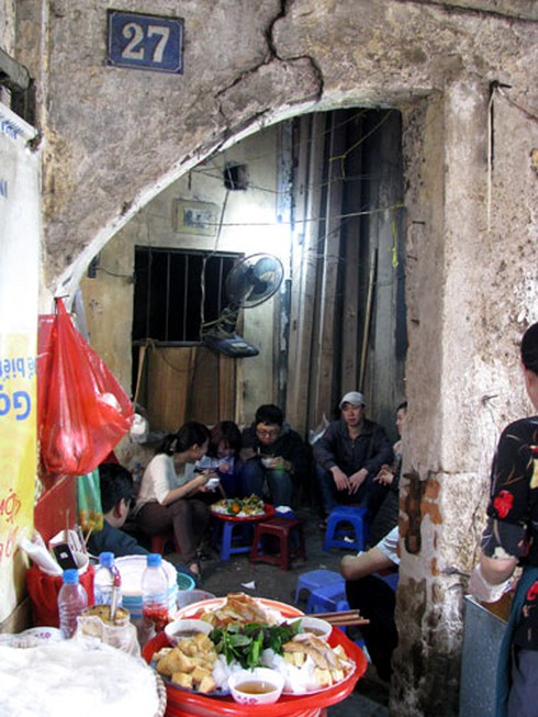 Những quán ăn nguy hiểm ở Thủ đô