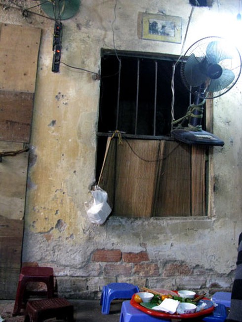 Những quán ăn nguy hiểm ở Thủ đô