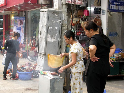 Những quán ăn nguy hiểm ở Thủ đô