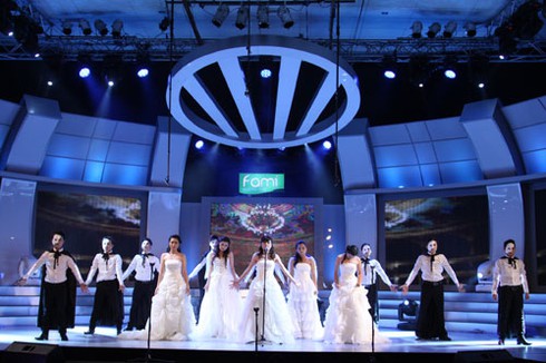 Đức Tuấn liều lĩnh làm 'Bóng ma trong nhà hát'