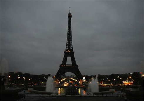 Toàn cảnh Giờ Trái Đất trên thế giới