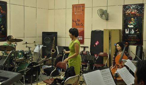 Mỹ Linh 'chịu chơi' dùng âm thanh 'khủng' cho liveshow