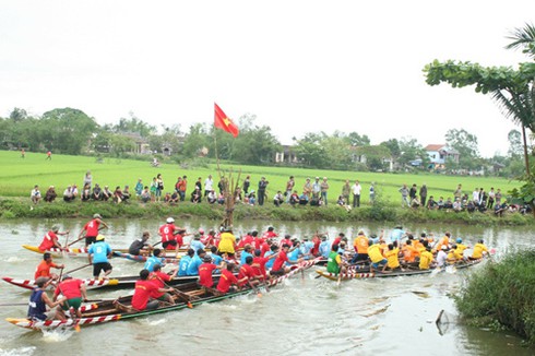 Festival Huế 2012: Chợ quê cầu ngói Thanh Toàn vào hội
