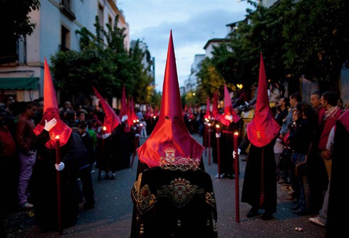 Ngắm thế giới đón lễ Phục sinh