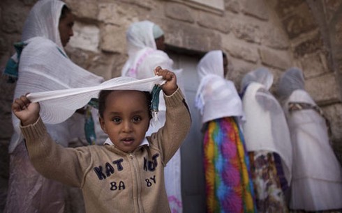 Ngắm thế giới đón lễ Phục sinh