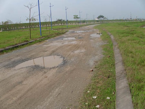 Cẩm Đình – Hiệp Thuận: Vườn sinh thái hay… vườn hoang?