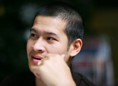 Quang Dũng nhường 'ghế nóng' cho Việt Tú