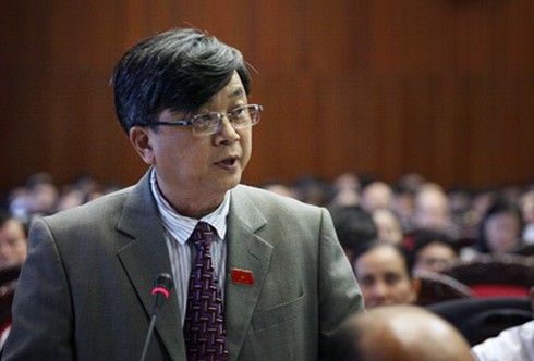 ĐBQH: `Hạn chế phương tiện bằng cách thu phí là bắt chẹt dân`