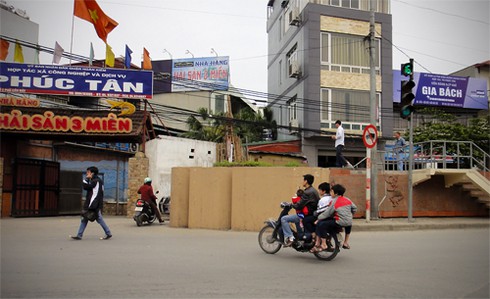 Những hình ảnh quái chiêu giao thông Hà Nội