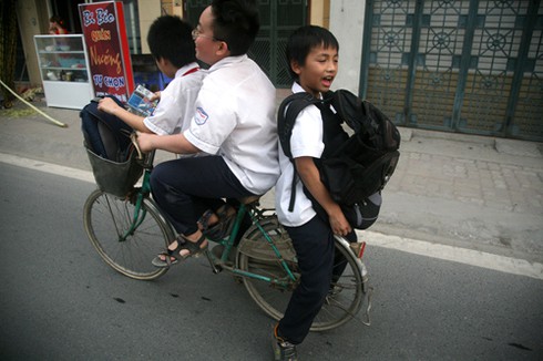 Những hình ảnh quái chiêu giao thông Hà Nội