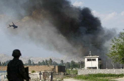 Tanliban tấn công đồng loạt, Afghanistan rung chuyển