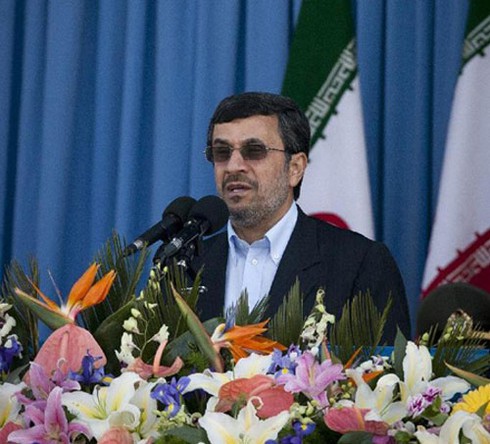 Chùm ảnh Iran duyệt binh phô diễn sức mạnh