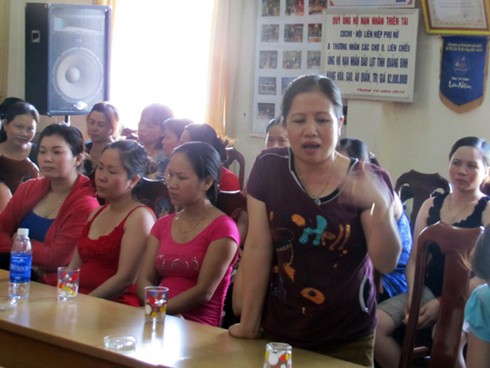 Nghe tin đồn, gần 200 tiểu thương bãi thị