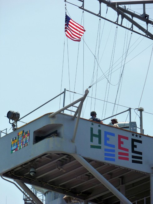 Cận cảnh soái hạm USS Blue Ridge Hải quân Mỹ tại Đà Nẵng