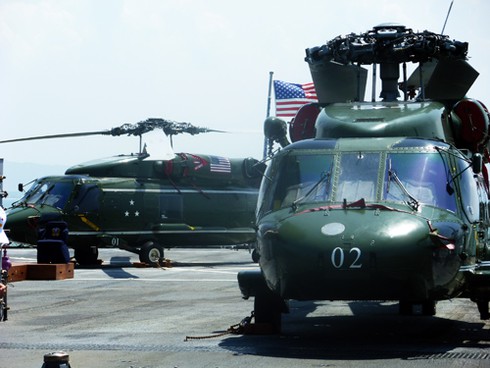 Cận cảnh soái hạm USS Blue Ridge Hải quân Mỹ tại Đà Nẵng