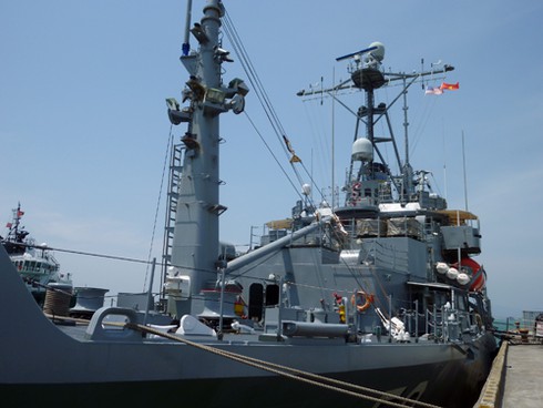 Cận cảnh soái hạm USS Blue Ridge Hải quân Mỹ tại Đà Nẵng