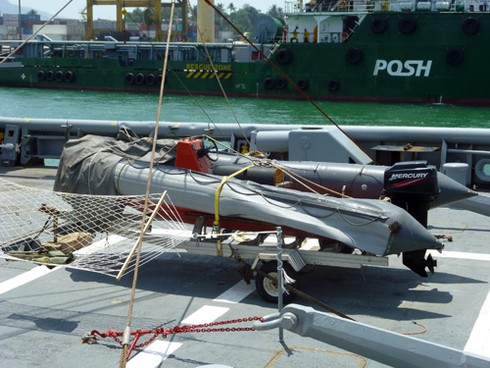 Cận cảnh soái hạm USS Blue Ridge Hải quân Mỹ tại Đà Nẵng