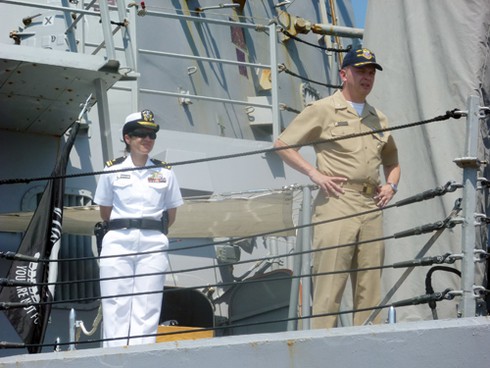 Tận mắt tham quan thiết giáp hạm USS Chafee trên biển Đà Nẵng