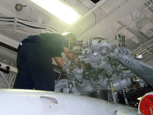 Tận mắt tham quan thiết giáp hạm USS Chafee trên biển Đà Nẵng