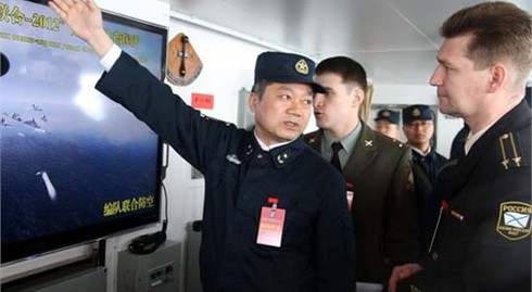 Chùm ảnh: Hải quân Nga -Trung tập trận trên biển