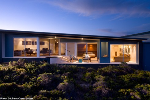 11 khách sạn độc đáo nhất thế giới