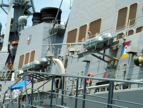 Cận cảnh các chiến hạm `khủng` Hoa Kỳ từng cập cảng Đà Nẵng