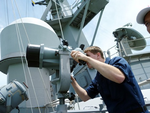 Cận cảnh các chiến hạm `khủng` Hoa Kỳ từng cập cảng Đà Nẵng