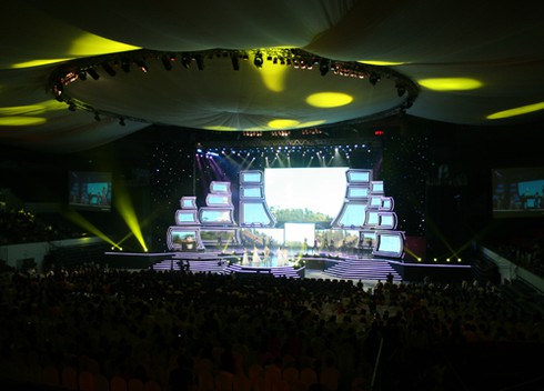 Hoành tráng `Lung linh sắc Việt`