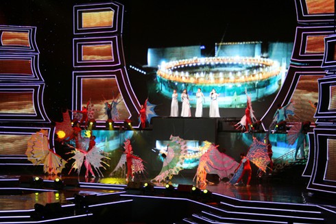 Hoành tráng `Lung linh sắc Việt`