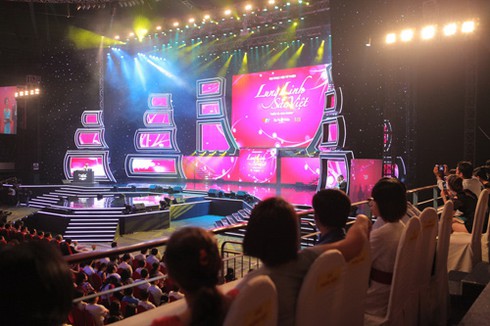 Hoành tráng `Lung linh sắc Việt`