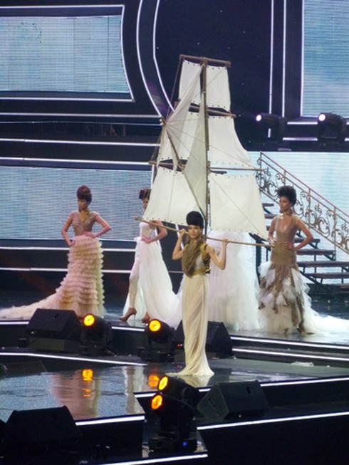 Hoành tráng `Lung linh sắc Việt`