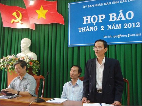 Kỷ luật khiển trách Ban cán sự Đảng UBND Đắk Lắk