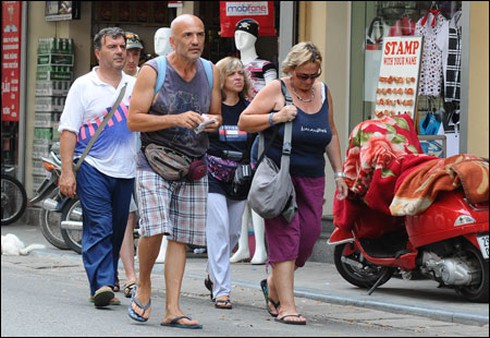 CLB lữ hành Việt Nam hoạt động trái phép?