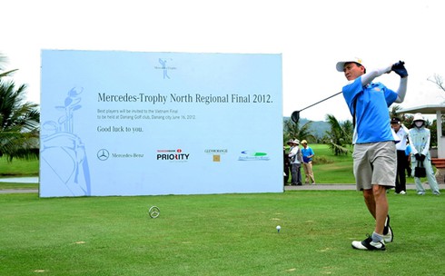 Khai mạc vòng chung kết MercedesTrophy 2012