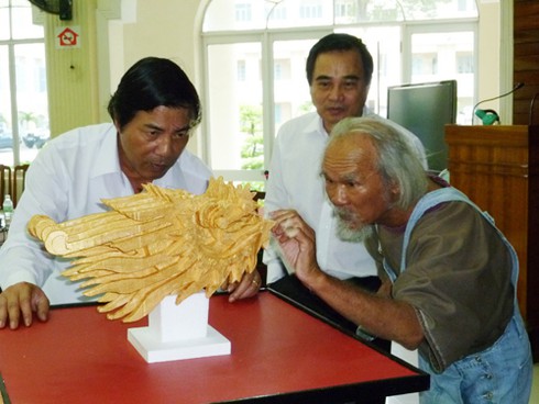 Đà Nẵng chọn đầu rồng thời Lý cho cầu Rồng