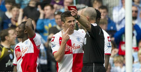 ‘Ngựa chứng’ Barton bị cấm thi đấu 12 trận