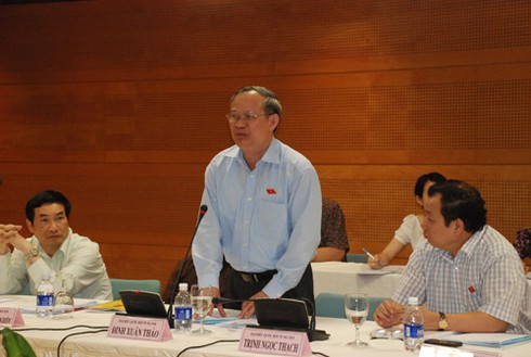 ĐBQH muốn trả đề án tái cơ cấu kinh tế để Chính phủ làm lại