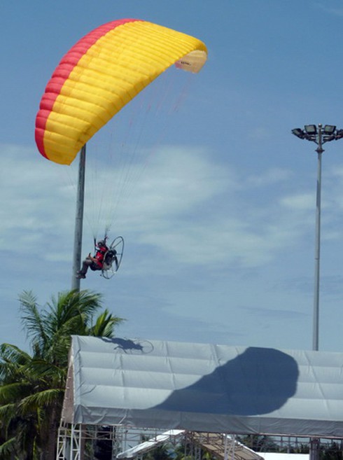 Vì sao VĐV từng bay qua Địa Trung Hải phải bỏ cuộc dù bay Đà Nẵng?
