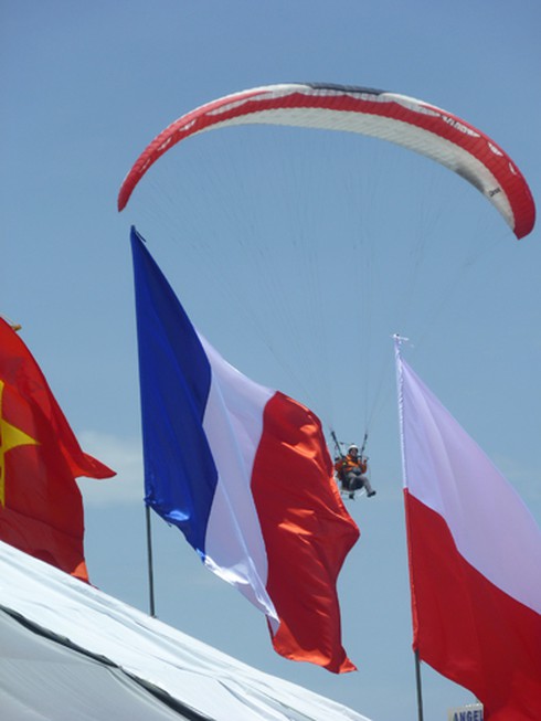 Vì sao VĐV từng bay qua Địa Trung Hải phải bỏ cuộc dù bay Đà Nẵng?