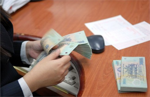 Giảm lãi suất, ngân hàng yếu sẽ lo?