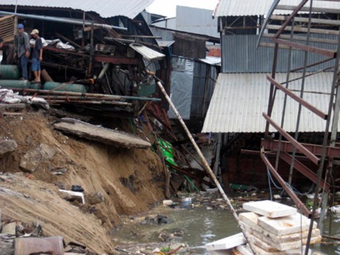 Khẩn cấp di dời dân quanh khu sạt lở ở An Giang