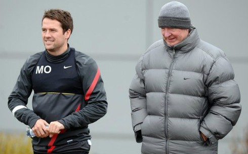 Tin chuyển nhượng sáng 11/6: Arsenal không phá két để giữ Van Persie