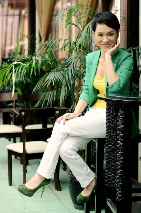 Trà My Idol: 'Hoàng Thùy Linh sexy và đàn bà hơn tôi'