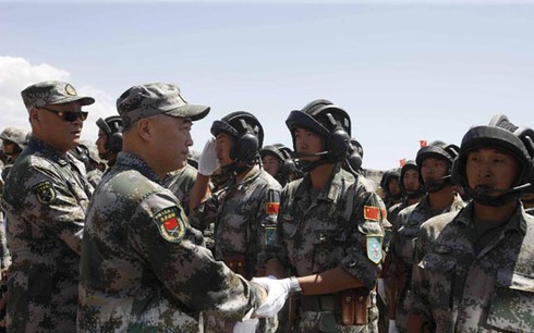 Nga, Trung diễn tập quân sự quy mô lớn