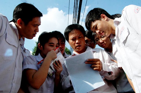 TP.HCM, Hà Nội và nhiều tỉnh đồng loạt công bố điểm thi tốt nghiệp