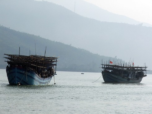 Đà Nẵng hỗ trợ tàu cá tìm kiếm cứu nạn ngư dân trên biển