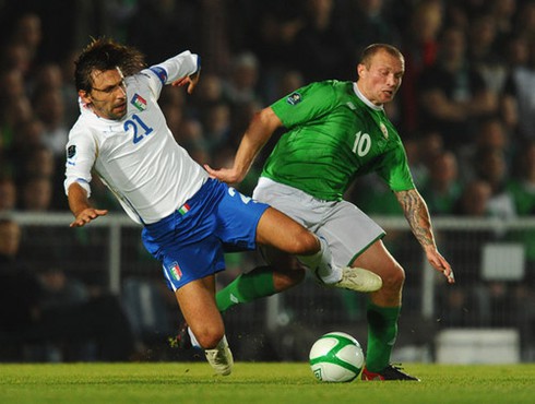 Italy vừa đá vừa sợ 'thảm họa EURO 2004'
