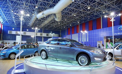 Ford Việt Nam khuyến mãi “Ngày hội bán hàng đến nửa đêm”