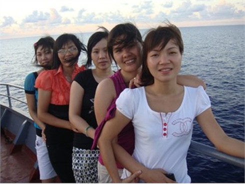 Gặp những người vợ của bộ đội Trường Sa